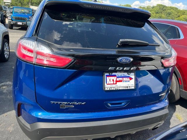 Used 2023 Ford Edge Titanium AWD/4WD image 4