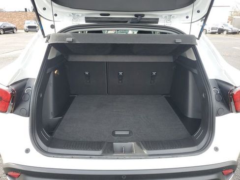 Used 2024 Chevrolet Trax LT w/ Driver Confidence Package image 24