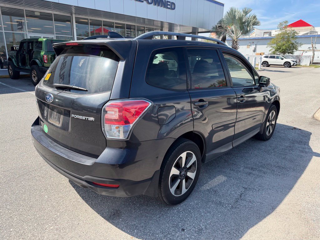 Used 2018 Subaru Forester 2.5i Premium AWD/4WD image 3