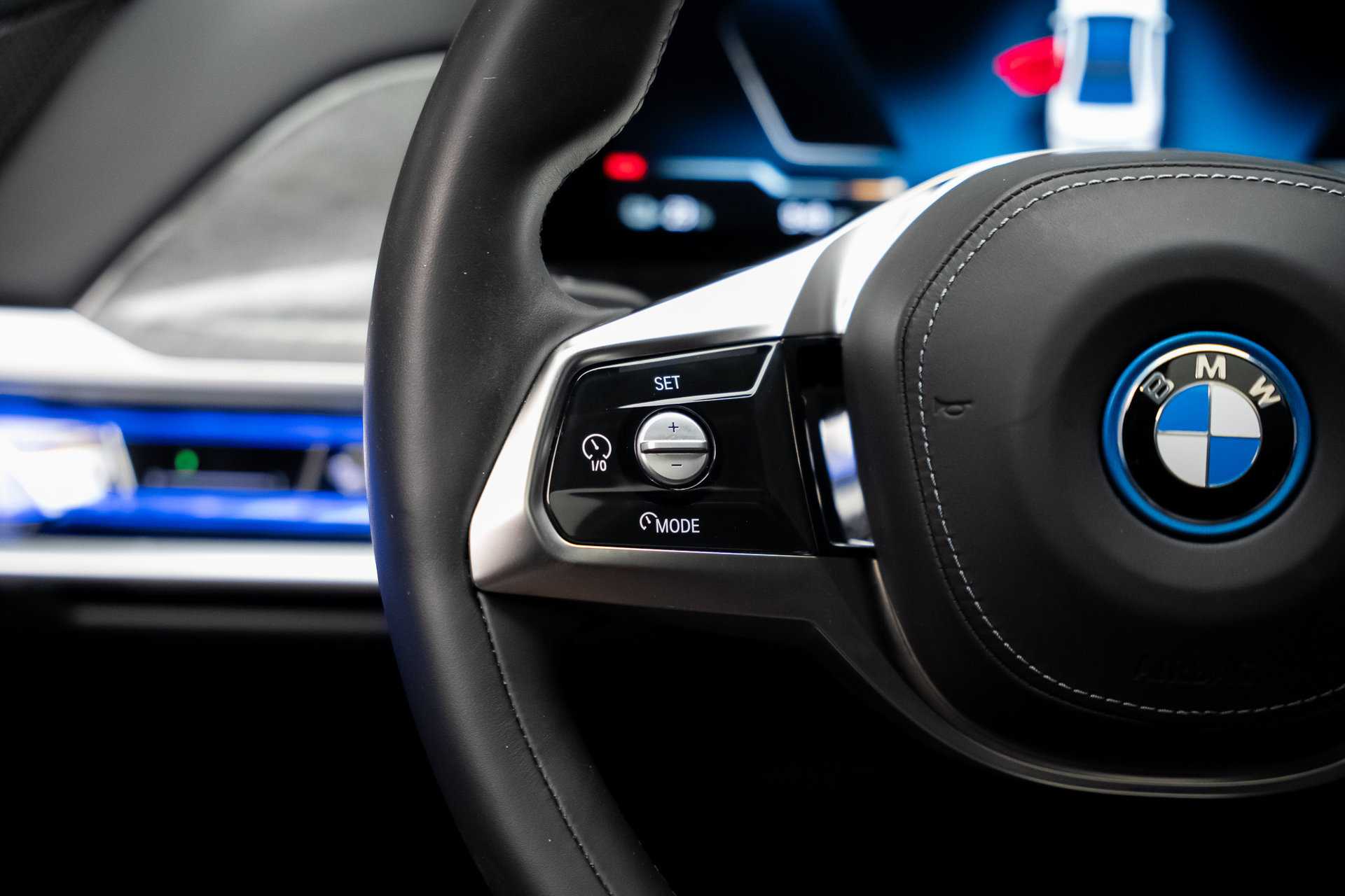 Used 2024 BMW i7 eDrive50 w/ Executive Package RWD image 43