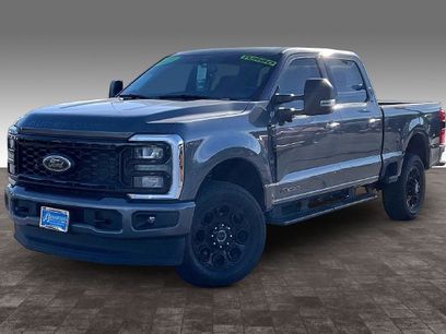 Used 2025 Ford F250 XLT w/ Black Appearance Package