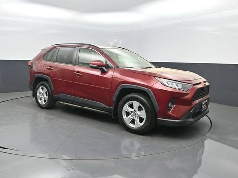 Used 2021 Toyota RAV4 XLE w/ Convenience Package AWD/4WD image 38