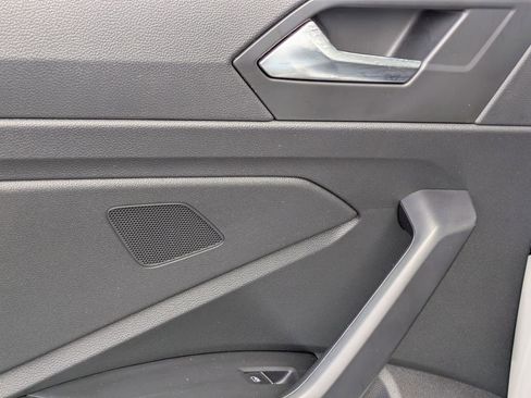Used 2025 Volkswagen Jetta Sport FWD image 26