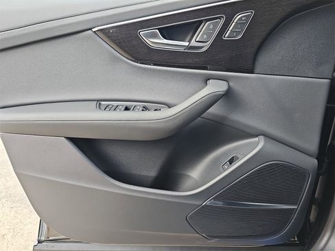 New 2026 Audi Q8 Prestige image 27