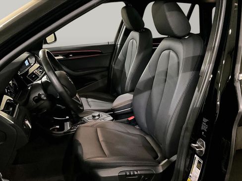 Used 2019 BMW X1 xDrive28i w/ Convenience Package AWD/4WD image 8