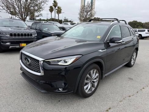 Used 2022 INFINITI QX50 Essential FWD image 1