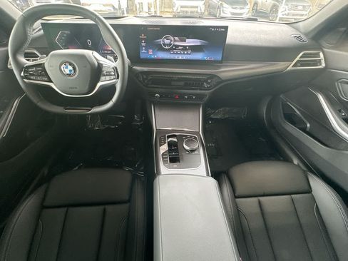 Used 2025 BMW 330i Sedan RWD image 24