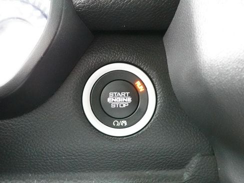 Used 2023 RAM 1500 Laramie AWD/4WD image 22