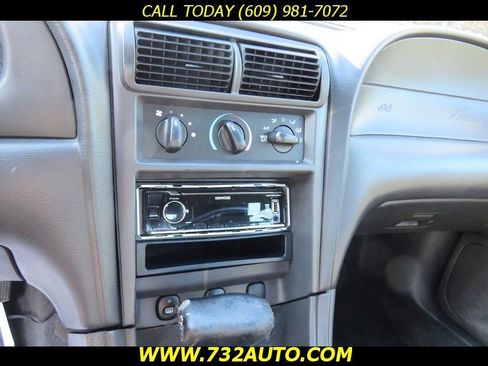 Used 2003 Ford Mustang Premium image 11