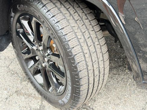 Used 2021 Jeep Grand Cherokee Laredo X AWD/4WD image 79