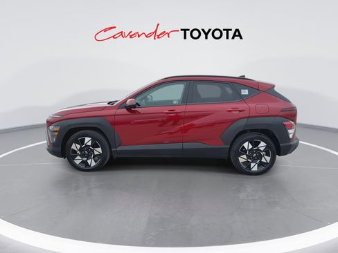 Used 2025 Hyundai Kona SEL FWD image 5