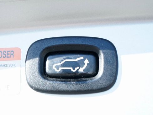 Used 2019 Mitsubishi Outlander SEL image 10