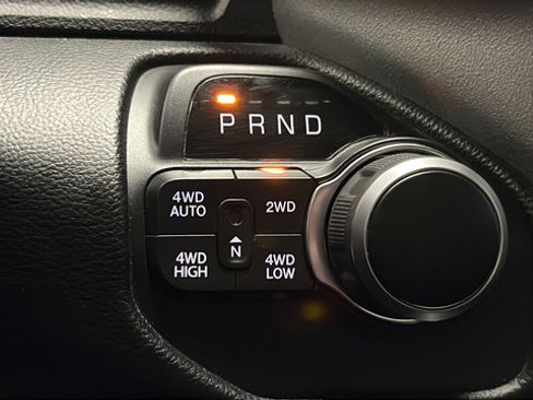 Certified 2020 RAM 1500 Big Horn AWD/4WD image 17
