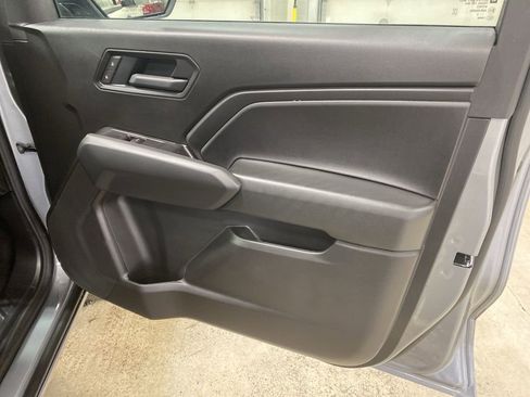 Used 2026 Chevrolet Colorado W/T w/ WT Custom Package image 17