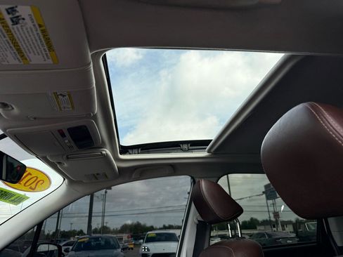 Used 2017 Subaru Forester 2.5i Touring w/ Popular Package #2 image 26