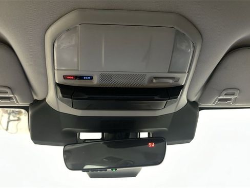 Used 2024 Subaru Ascent Premium w/ Convenience Package image 23