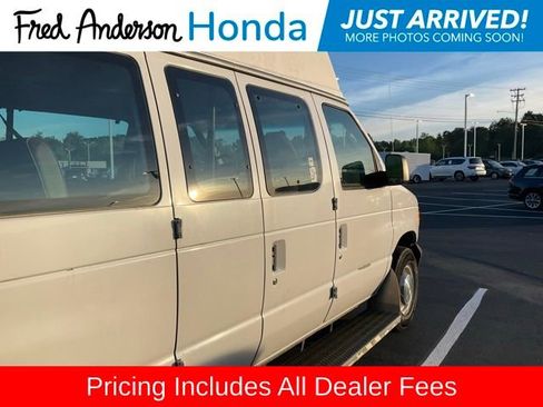 Used 2004 Ford E-350 and Econoline 350 Extended Super Duty RWD image 5