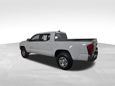 Used 2023 Toyota Tacoma SR5 RWD image 10