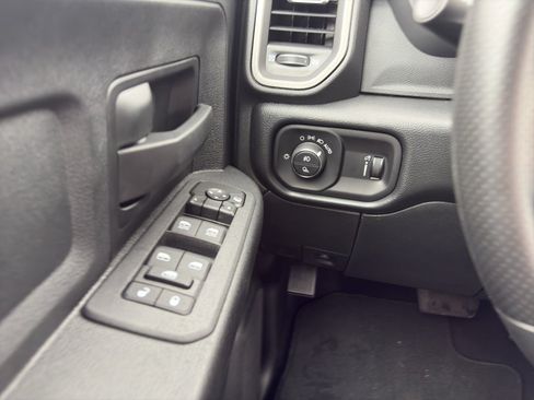New 2026 RAM 2500 Tradesman AWD/4WD image 19