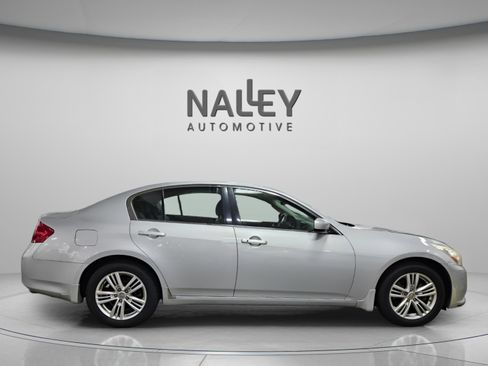Used 2013 INFINITI G37 x w/ Premium Pkg image 6