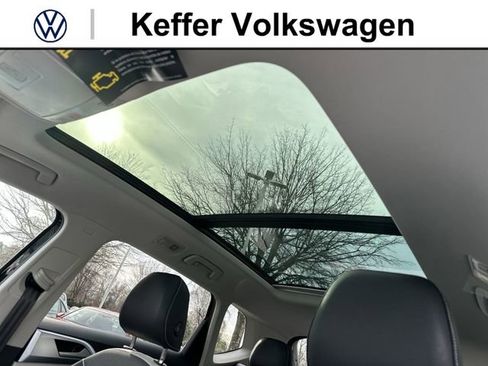 New 2026 Volkswagen Taos SE FWD image 27