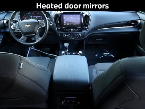 Used 2023 Chevrolet Traverse LT image 17