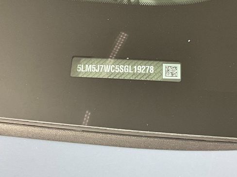 Used 2025 Lincoln Aviator Reserve image 30