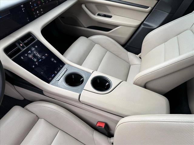Used 2023 Porsche Taycan RWD image 15
