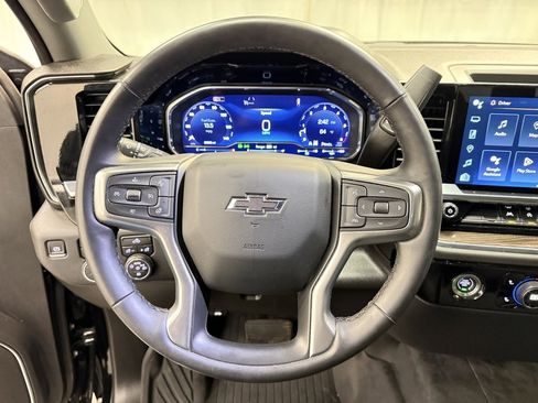 Used 2024 Chevrolet Silverado 1500 RST w/ Z71 Off-Road Package image 28