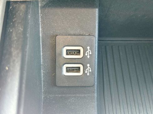 Used 2018 Ford F150 Lariat w/ Equipment Group 502A Luxury AWD/4WD image 31