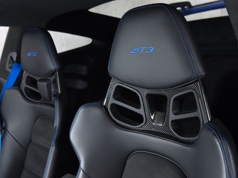 Used 2022 Porsche 911 GT3 RWD image 16