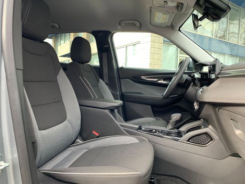 Used 2025 Chevrolet TrailBlazer LT image 34