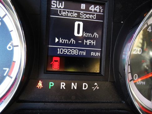 Used 2019 Dodge Grand Caravan GT image 12