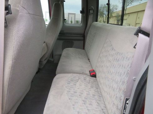 Used 2000 Ford F250 4x4 SuperCab Super Duty image 27