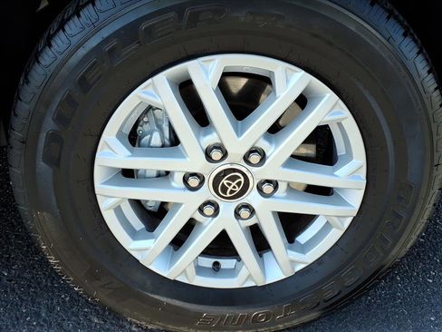 Used 2023 Toyota Sequoia SR5 w/ SR5 Premium Package image 8