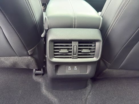 New 2026 Nissan Murano SL image 32