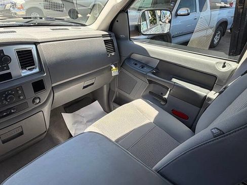 Used 2009 Dodge Ram 2500 Truck SLT w/ Popular Equipment Group AWD/4WD image 12