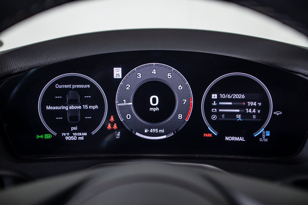 Used 2024 Porsche Panamera image 28