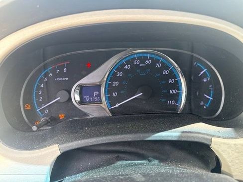 Used 2013 Toyota Sienna XLE FWD image 9