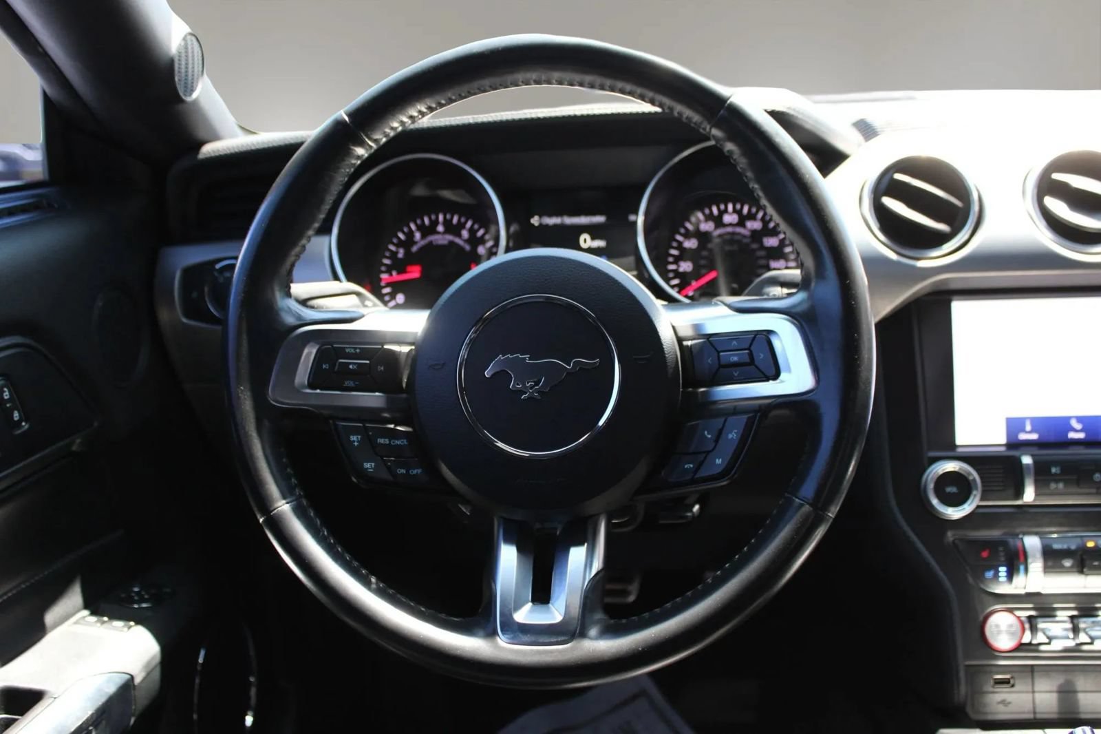 Used 2022 Ford Mustang Premium RWD image 25