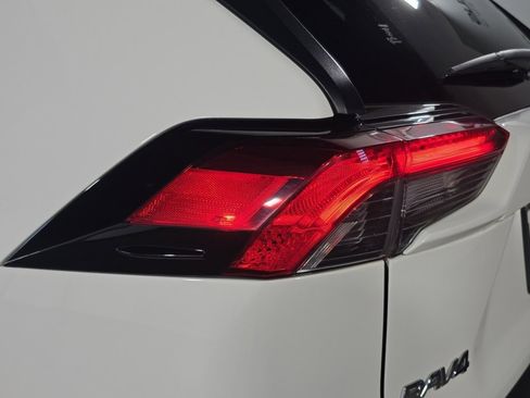 Used 2024 Toyota RAV4 XLE image 10