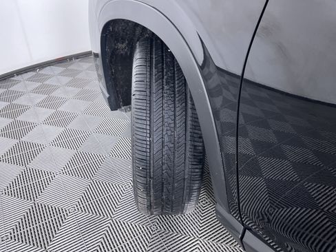 Certified 2023 Subaru Ascent Limited w/ Technology Package image 28