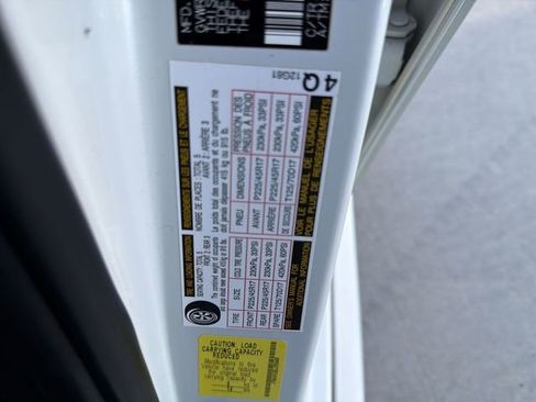 Used 2018 Toyota Corolla iM w/ Carpet Mat Package (TMS) FWD image 33