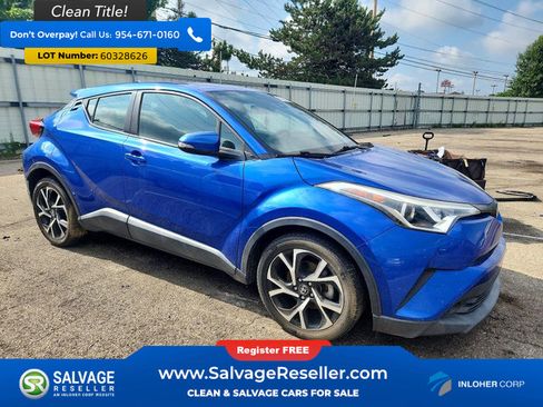 Used 2018 Toyota C-HR XLE FWD image 5