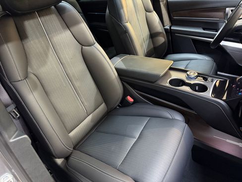 New 2026 Cadillac Vistiq Sport AWD/4WD image 56