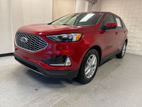 Certified 2024 Ford Edge SEL w/ Convenience Package image 37