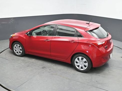Used 2016 Hyundai Elantra GT FWD image 19