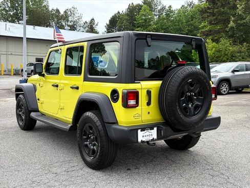 Used 2024 Jeep Wrangler Unlimited Sport AWD/4WD image 7