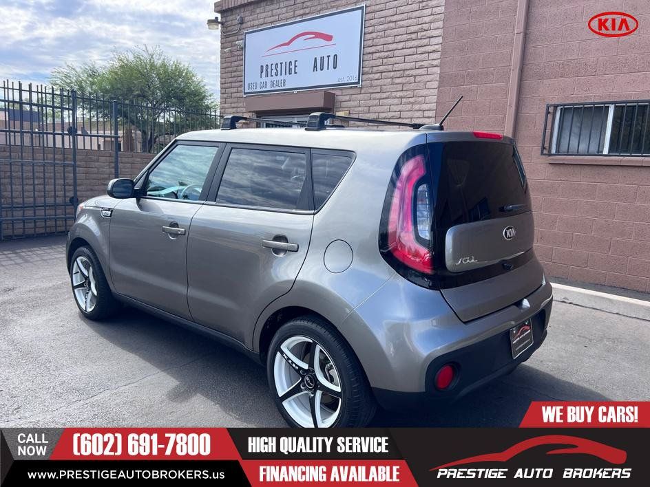Used 2019 Kia Soul + FWD image 11