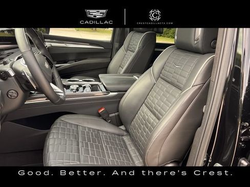 Used 2025 Cadillac Escalade V AWD/4WD image 24